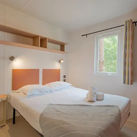 Camping Les Grenettes 5* Les Grenettes