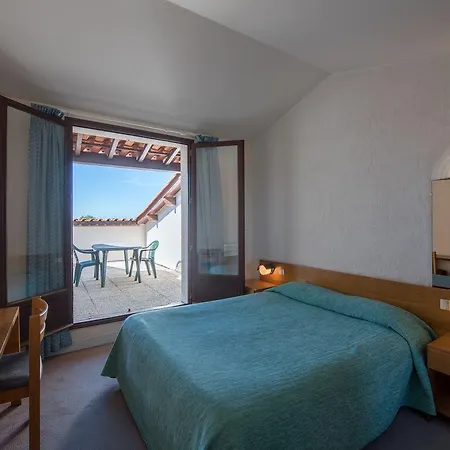 Camping Les Grenettes Campeggio 5*