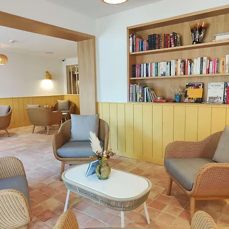 Camping Les Grenettes 5*