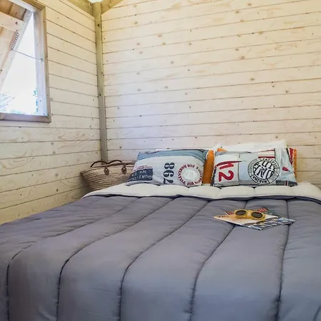 Camping Les Grenettes 5*