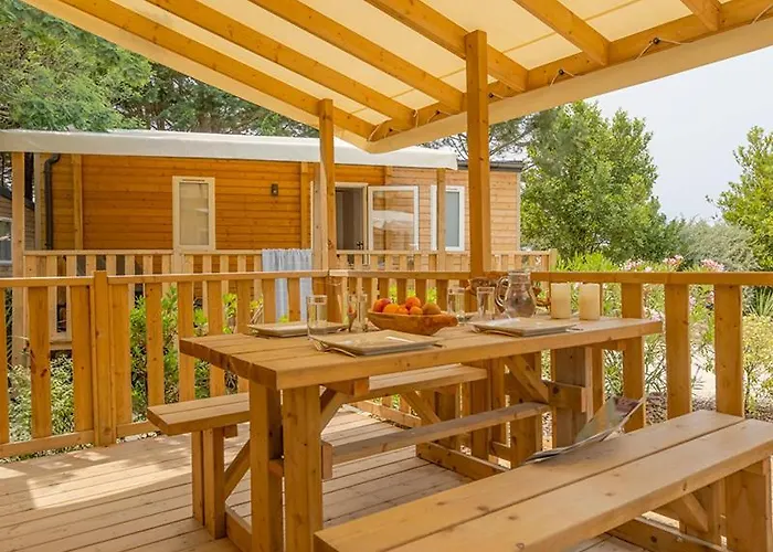 Camping Camping Les Grenettes 5*