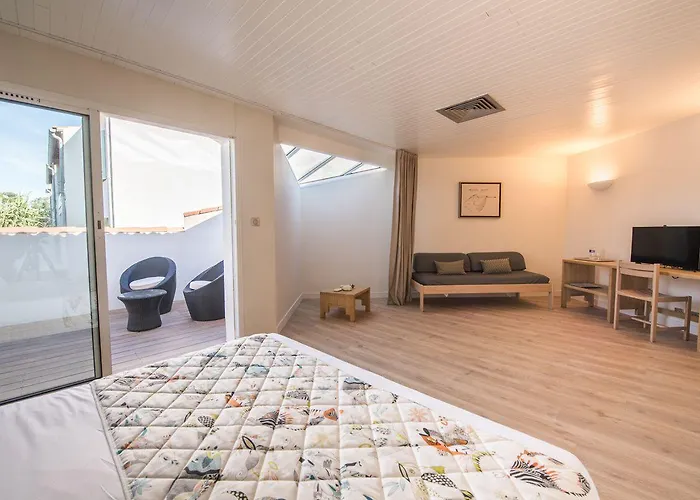 Camping Camping Les Grenettes 5*