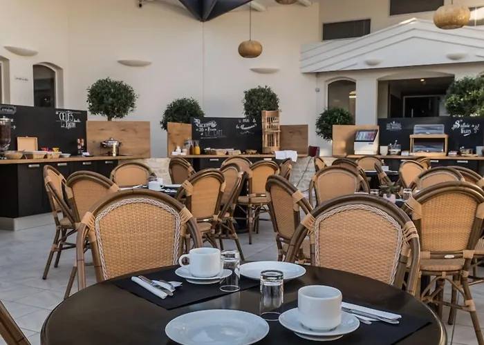 Camping Les Grenettes 5*