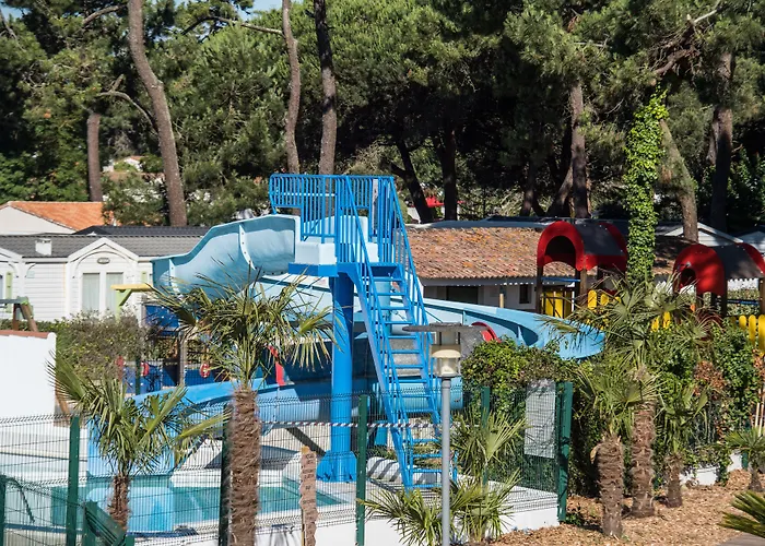 Camping Camping Les Grenettes 5*