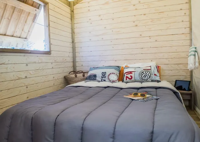 Camping Les Grenettes 5*